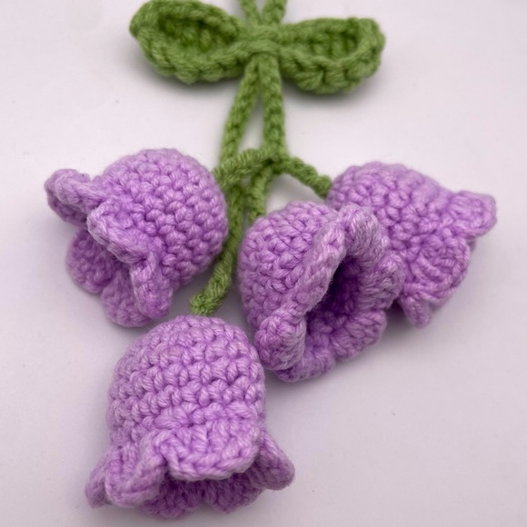HANDMADE | Purple Crochet Bouquet | Bag Charm | Keychain (Brand New!) 💜 - Picture 5 of 7